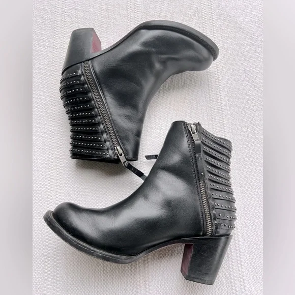 Denver Black Studded Leather Ankle Western Moto Boots Size 8.5 - Picture 3 of 12